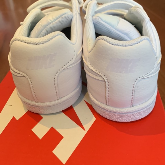 NEW Nike Court Royale sneakers - Picture 4 of 6